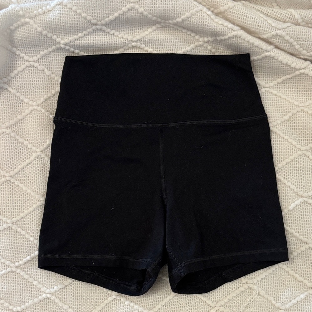 Fleo Black shorts